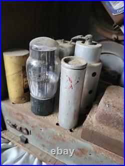 Vintage WWII Wood Crosley Fiver Vintage Tube Radio UNTESTED Vintage WWII Wood Crosley Fiver Vintage Tube Radio UNTESTED