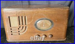 Vintage Wards Airline Farm Set Tube Radio Model 62-305