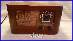 Vintage Wards Airline Model 64WG-1801C AM Tube Radio Great Working Tested 1946