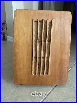 Vintage West German Olympic OPTA tube radio