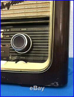 Vintage West Germany Radio TELEFUNKEN Rhythmus 9 Made in Germany WORKS (2M)