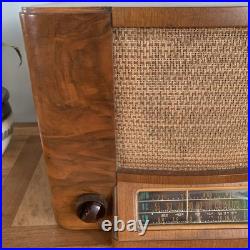 Vintage Westinghouse 675 Tube Radio