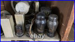 Vintage Westinghouse 675 Tube Radio