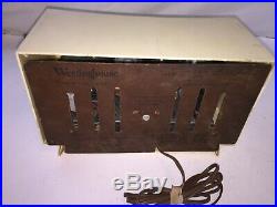 Vintage Westinghouse Cream Bakelite Radio Made in USA Works Model H435T5