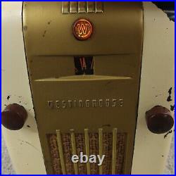 Vintage Westinghouse H-126 Little Jewel Refrigerator Tube Radio White Works