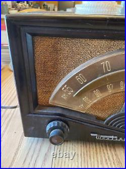 Vintage Westinghouse Radio Bakelite H334T7U Untested Project