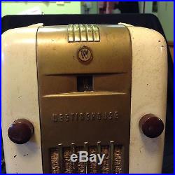 Vintage Westinghouse Refrigerator Tube Radio