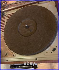Vintage Wilcox-Gay AM Tube Radio Record Cutter Recorder Player 8J10, See Video Vintage Wilcox-Gay AM Tube Radio Record Cutter Recorder Player 8J10, See Video