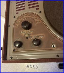 Vintage Wilcox-Gay AM Tube Radio Record Cutter Recorder Player 8J10, See Video Vintage Wilcox-Gay AM Tube Radio Record Cutter Recorder Player 8J10, See Video