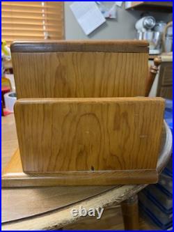Vintage Wood Case Tube Radio Aladdin Works Great FREE SHIPPING Vintage Wood Case Tube Radio Aladdin Works Great FREE SHIPPING