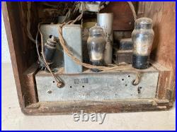 Vintage Wood Tabletop Tube Radio Antique Art Deco Cabinet For Parts/Repair Vintage Wood Tabletop Tube Radio Antique Art Deco Cabinet For Parts/Repair
