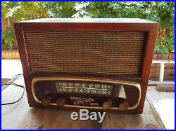 Vintage Wooden Sparton 8w10 Radio-Working
