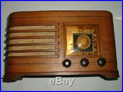 Vintage Working CROSLEY Wood Table Top Tube Radio 56TC Art Deco Original Antique