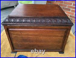 Vintage Working Rare Emerson Wood Box Tube Radio