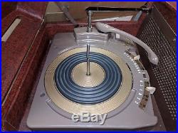 Vintage ZENITH L565 COBRA-MATIC Record Player AM Tube Radio Console Phonograph