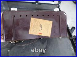 Vintage ZENITH Model 7H918 FM radio Bakelite Original Works PERFECT NICE
