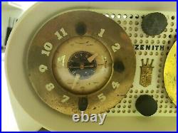 Vintage ZENITH OWL EYES Tube Radio model 5G03 works