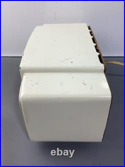 Vintage Zenith 1950s Model L520W AM Tube Clock Radio Bakelite White, Works
