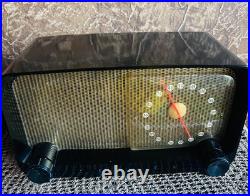 Vintage Zenith 5D810Y Black Bakelite Tube Radio AM Works Original USA