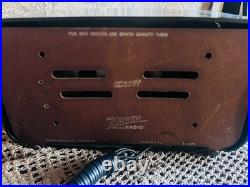 Vintage Zenith 5D810Y Black Bakelite Tube Radio AM Works Original USA