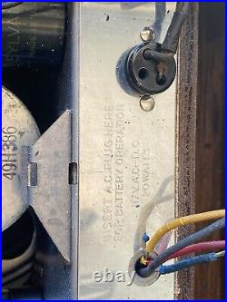 Vintage Zenith 5G500 Wavemagnet Portable Long Distance Tube Radio Untested