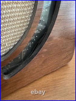 Vintage Zenith 6D030 Radio Designed by Charles & Ray Eames