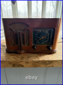 Vintage Zenith 6D-628 Antique Tube Radio. Works-Beautiful Am Radio