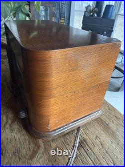 Vintage Zenith 6D-628 Antique Tube Radio. Works-Beautiful Am Radio