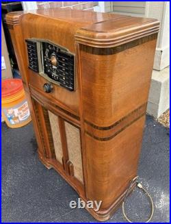 Vintage Zenith 8S661 Tube Console Radio Art Deco Long Distance Standard READ