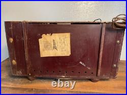 Vintage Zenith AM FM Tube Radio Model Y825 Bakelite Works