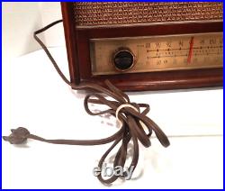 Vintage Zenith AM/FM Tube Wood Cabinet Radio G730W Working See Video