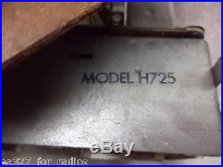 Vintage Zenith Bakelite AM/FM Tube Radio Model H725-RESTORED