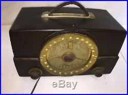 Vintage Zenith Bakelite Tube Radio Made in USA Model G725