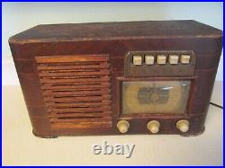 Vintage Zenith Broadcast Shortwave Radio Model 6-s-527 In Working Condition