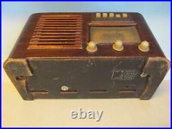 Vintage Zenith Broadcast Shortwave Radio Model 6-s-527 In Working Condition