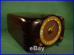 Vintage Zenith Cobra Matic Model J664 Tube Radio & Phonograph Bakelite Case