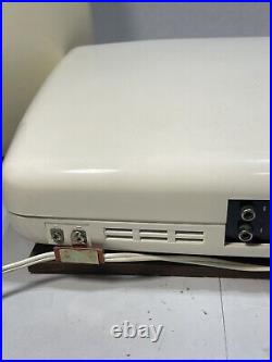 Vintage Zenith E-441W X-Tube Table AM/FM Radio Tested See Video