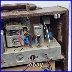 Vintage Zenith Glass Tube Flip Up AM Suitcase Travel Radio Mid Century 4G903