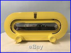 Vintage Zenith H511 Racetrack Tube Radio With Bluetooth Input