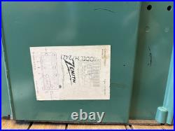 Vintage Zenith H724Z1 Bakelite Am Fm Table Radio Tested Working Green