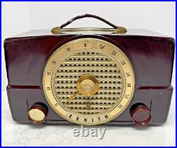 Vintage Zenith K526 Tube Radio 1953 AM Broadcast Reciever Brown Tabletop 5K04