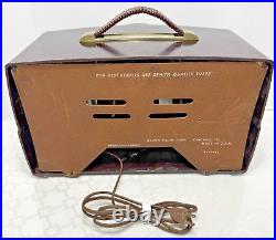 Vintage Zenith K526 Tube Radio 1953 AM Broadcast Reciever Brown Tabletop 5K04