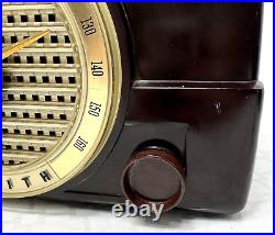 Vintage Zenith K526 Tube Radio 1953 AM Broadcast Reciever Brown Tabletop 5K04