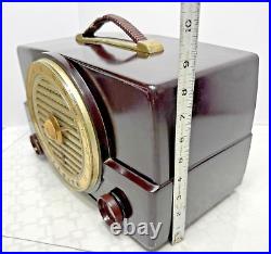 Vintage Zenith K526 Tube Radio 1953 AM Broadcast Reciever Brown Tabletop 5K04