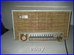 Vintage Zenith K725 AM FM Mid Century Tube Radio Working
