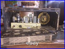 Vintage Zenith Long Distance Black Dial Tube Radio For Restoration