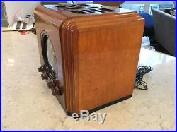 Vintage Zenith Model 5S126 Long Distance Wooden Tube Radio Very Good CONDITION