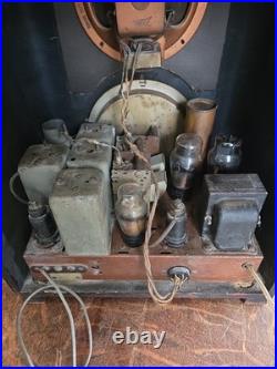 Vintage Zenith Model 6-S-229 AM/SWithPB Tombstone Tube Radio Working