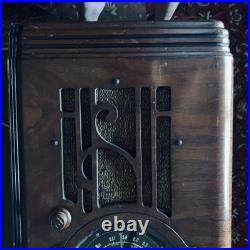 Vintage Zenith Radio 5 S 119 Wood Cabinet Tabletop Tested and Works 20x11.5x9.1