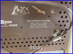 Vintage Zenith S-58040, Model K731 Mid Century Long Distance AM/FM Tube Radio